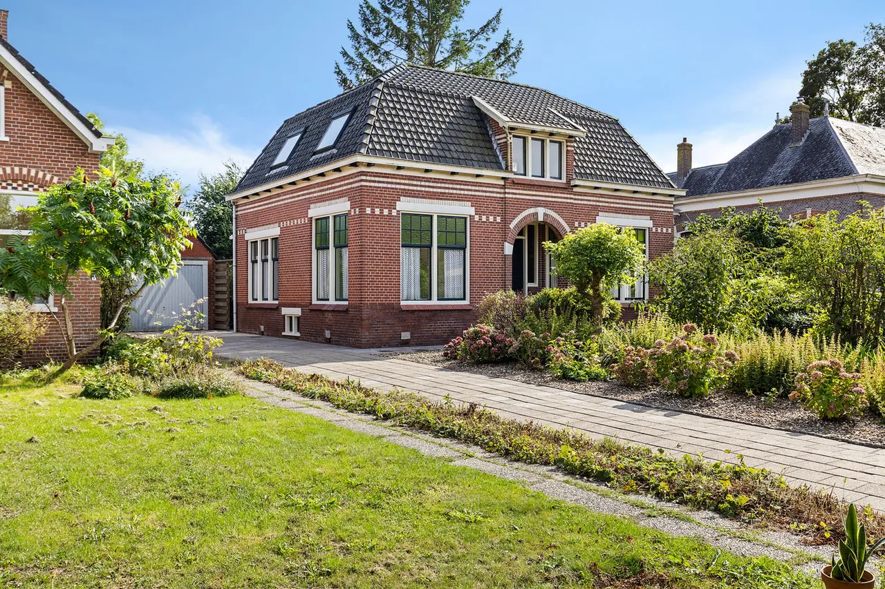 Vrijstaande woning te koop: Lagestraat 5, Loppersum
