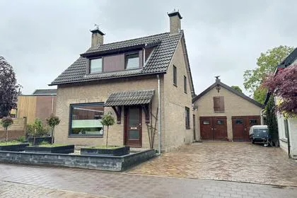 Vrijstaande woning te koop: Lageweg 1, Terheijden noordwest Terheijden
