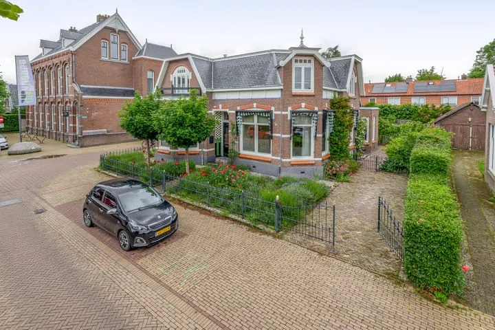 Vrijstaande woning te koop: Lageweg 21, Burgum Burgum