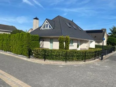 Vrijstaande woning te koop: Lakenhalstraat 1, Oostvaardersbuurt Noord Almere