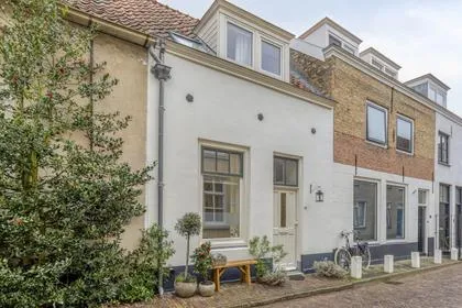 Tussenwoning te koop: Lambrechtstraat 18, Stadhuis Middelburg