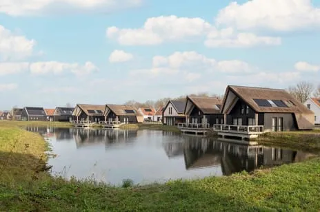 Woning te koop: Lampsinsdijk 8-039, Verspreide huizen Nieuwvliet Nieuwvliet
