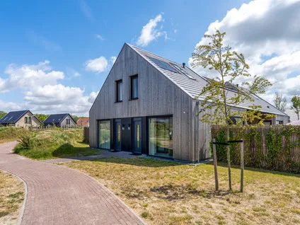 Twee-onder-één-kap te koop: Lampsinsdijk 8-111, Verspreide huizen Nieuwvliet Nieuwvliet