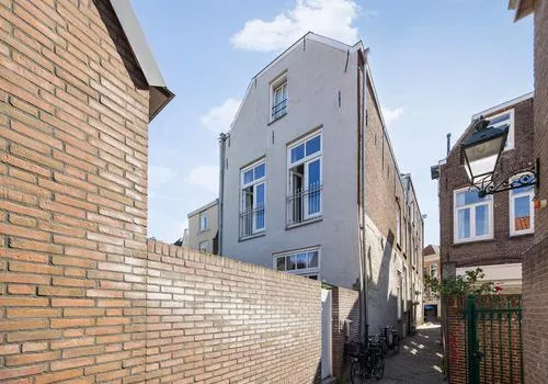 Appartement te koop: Lamstraatje 1A, Binnenstad centrum 'S-Hertogenbosch