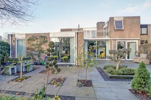 Hoekwoning te koop: Land van Waas 4, Europesebuurt Zwijndrecht