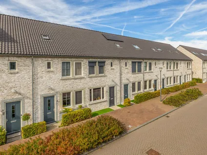 Tussenwoning te koop: Land Voor Water 92, Waddinxveen