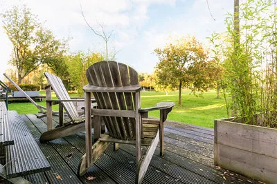 Tussenwoning te koop: Landgraaf 21, Skoatterwald Heerenveen