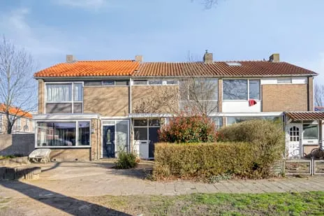 Tussenwoning te koop: Landheining 5, Breda