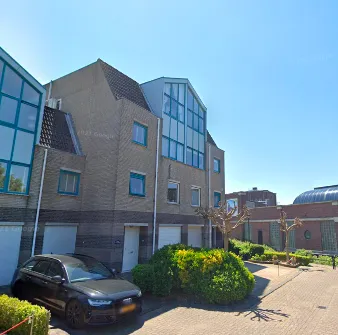 Twee-onder-één-kap te koop: Landhoofd 64, Centrumgebied-West Hellevoetsluis