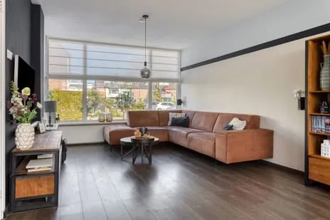 Tussenwoning te koop: Landmanshof 30, Dorp Hendrik-Ido-Ambacht