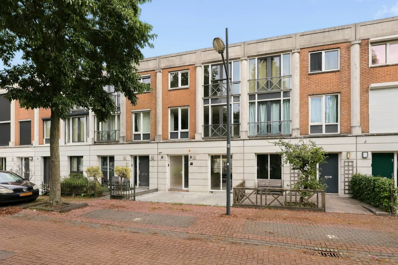 Tussenwoning te koop: Landmeter 85, Assendelft