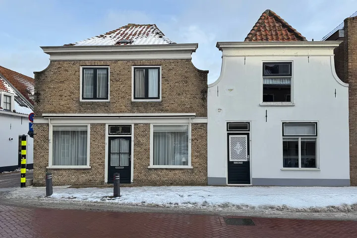 Hoekwoning te koop: Landpoortstraat 21, Willemstad Willemstad