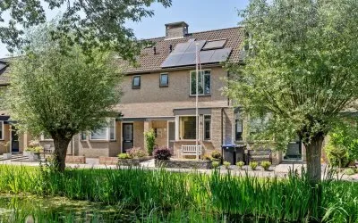 Terraced house for sale: Landscheijding 67, Lopik-Dorp Lopik