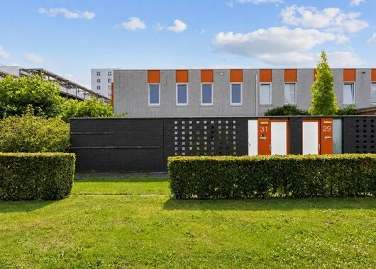 Tussenwoning te koop: Landsteinerlaan 31, Corpus den Hoorn Groningen