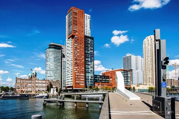 Woning te huur: Landverhuizersplein, Kop van Zuid Rotterdam