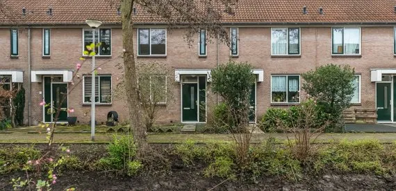 Tussenwoning te huur: Landvoogd 5, Rhoon Noord Rhoon