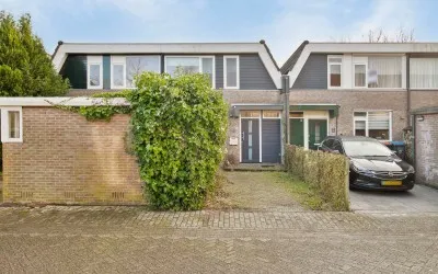 Tussenwoning te koop: Landvoogd 6, Rhoon Noord Rhoon
