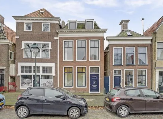 Hoekwoning te koop: Lanen 76, Binnenstad Harlingen