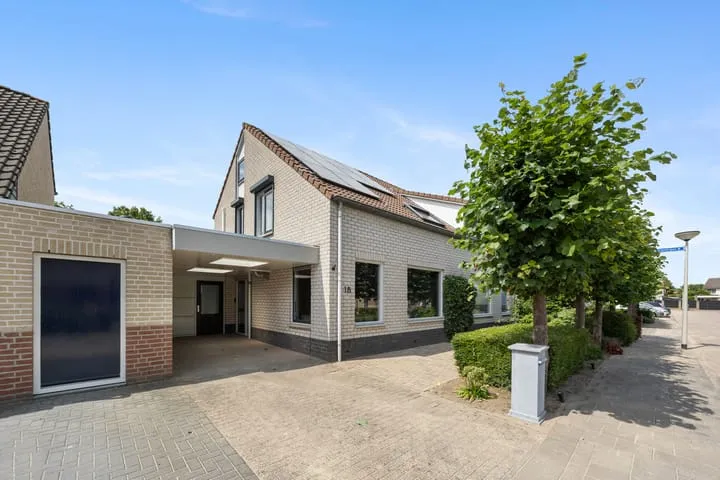 Tussenwoning te koop: Langakkers 18, Bouwing Druten