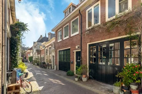 Tussenwoning te koop: Lange Annastraat 36, Vijfhoek Haarlem