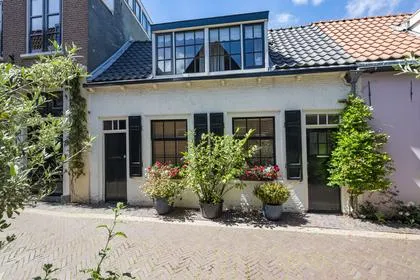 Corner house for sale: Lange Annastraat 6, Vijfhoek Haarlem