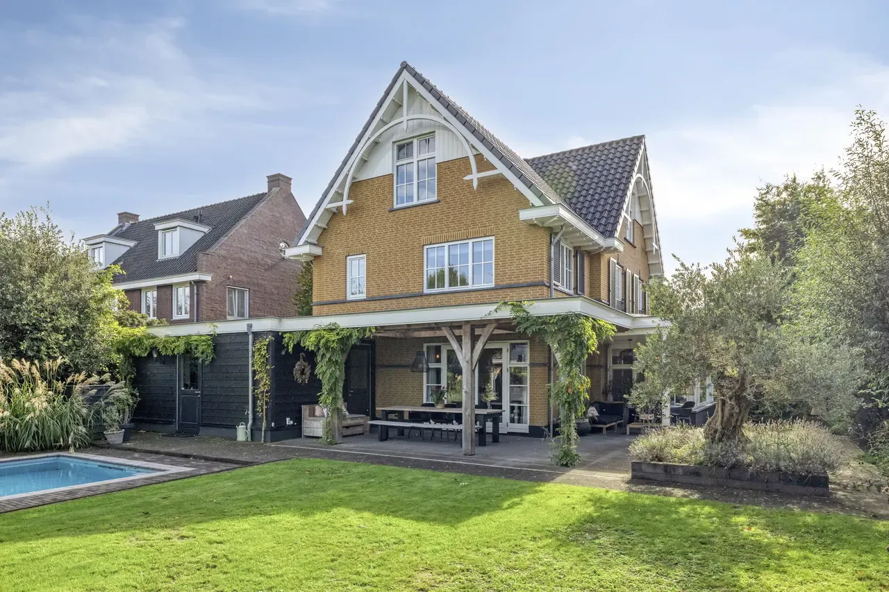 Vrijstaande woning te koop: Lange Brugstraat 79, Etten-Leur