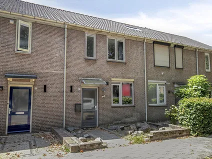 Tussenwoning te koop: Lange Bunder 60, Bavel Bavel