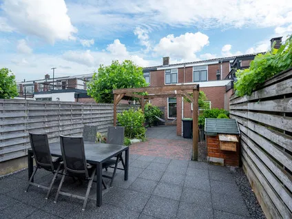 Tussenwoning te koop: Lange Burchwal 11, Kern Oudewater Oudewater