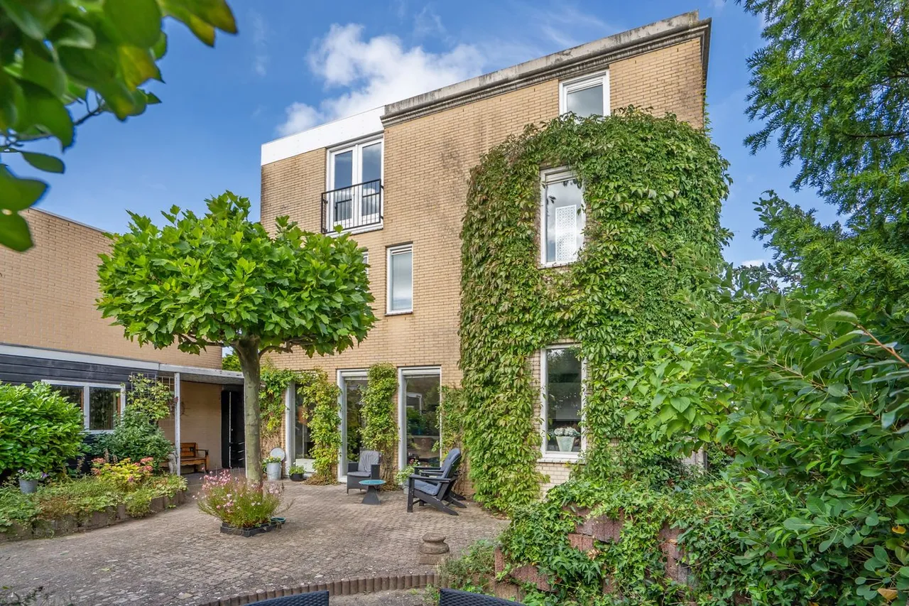 Hoekwoning te koop: Lange Dreef 159, Rijswijk (Zh)