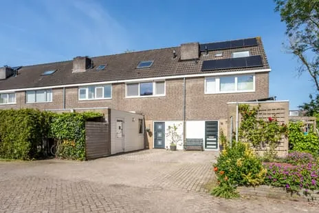 Tussenwoning te koop: Lange Dreef 20, Beuningen-Hoeve-2 Beuningen (Ge)