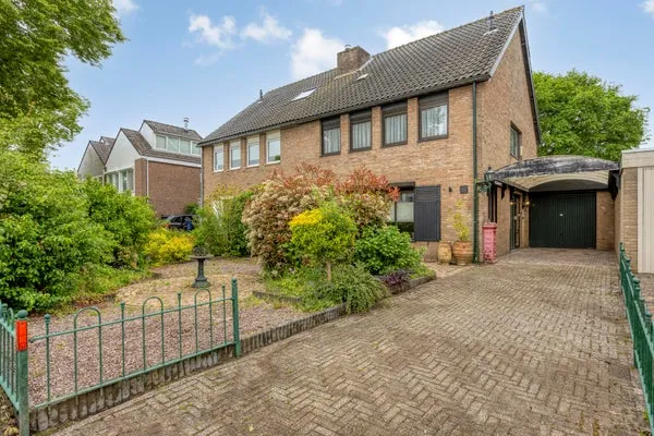 Twee-onder-één-kap te koop: Lange Dreef 50, Beuningen-Hoeve-2 Beuningen Gld