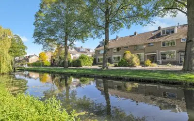 Tussenwoning te koop: Lange Griendsweer 11, Wielwijk-zuid Hardinxveld-Giessendam
