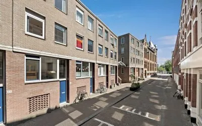 Tussenwoning te koop: Lange Lombardstraat 46, Kortenbos 'S-Gravenhage