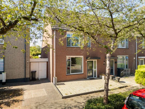 Hoekwoning te koop: Lange Maat 72, Westervoort-Lange Maat en Hoogeind Westervoort
