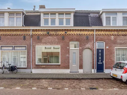 Tussenwoning te koop: Lange Nieuwstraat 150, Theresia Midden Tilburg