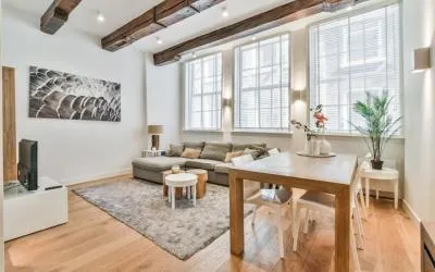Appartement te huur: Lange Niezel 16A, Oude Kerk e.o. Amsterdam