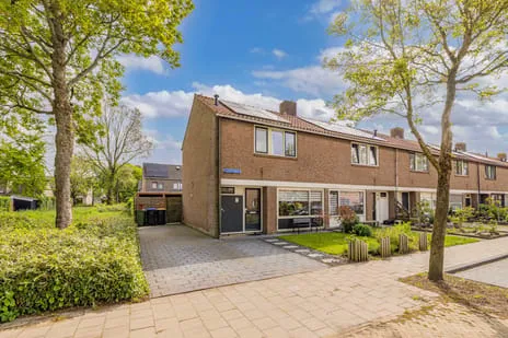 Hoekwoning te koop: Lange Omgang 34, Bant-woonkern Bant