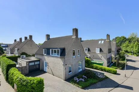 Vrijstaande woning te koop: Lange Slagen 15, Overkroeten Breda