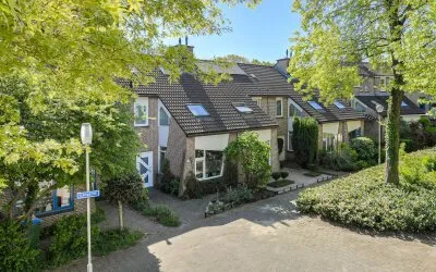 Tussenwoning te koop: Lange Hil 74, Heksenwiel Breda