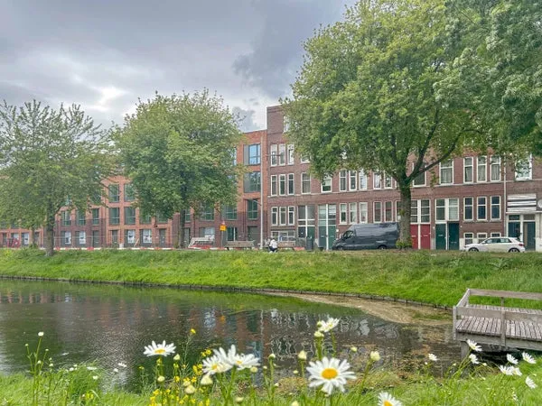 Tussenwoning te koop: Lange Hilleweg 3073BG, Bloemhof Rotterdam