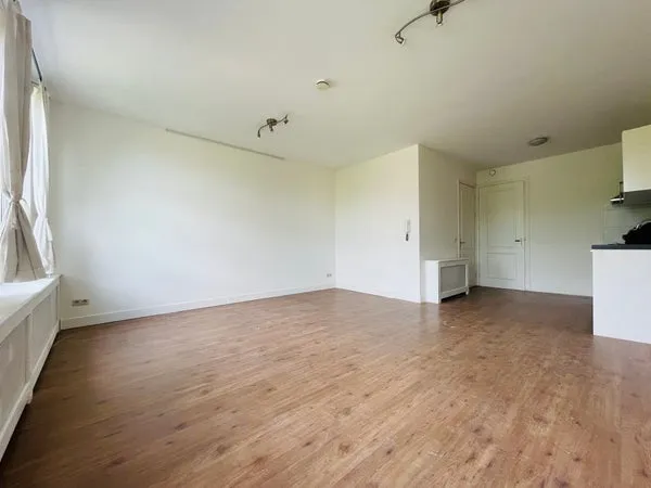 Appartement te huur: Lange Hilleweg 4F, Bloemhof Rotterdam