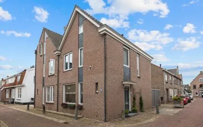 Twee-onder-één-kap te koop: Lange Kerkstraat 21, Montfoort Montfoort