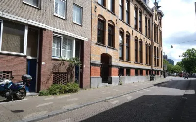 Tussenwoning te koop: Lange Lombardstraat 80, 'S-Gravenhage