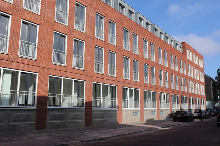 Appartement te huur: Lange Nieuwstraat 141, Lange Nieuwstraat en omgeving Utrecht