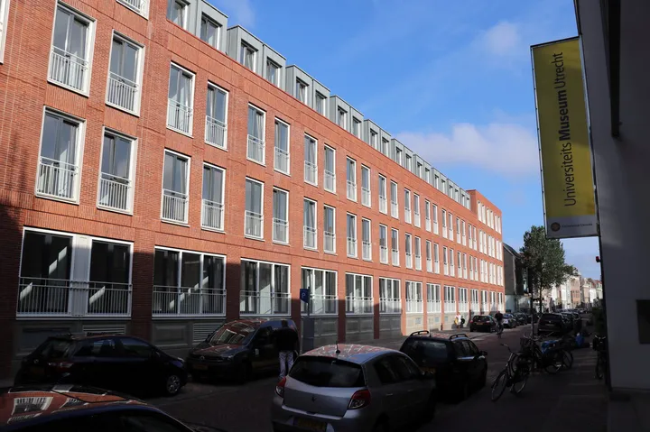 Appartement te huur: Lange Nieuwstraat 225, Lange Nieuwstraat en omgeving Utrecht