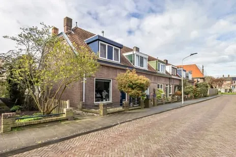 Hoekwoning te koop: Lange Slagenstraat 11, Haarwijk Oost Gorinchem