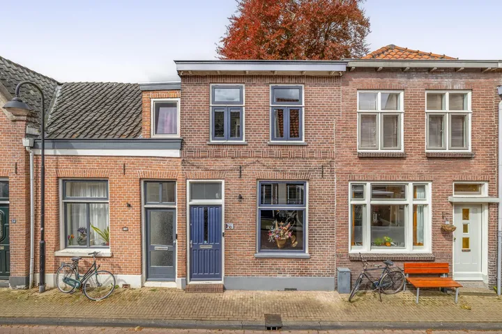 Tussenwoning te koop: Lange Weistraat 38, Schoonhoven