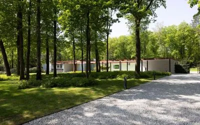 Vrijstaande woning te koop: Lange Wijnen 9, Steenbergen Laren