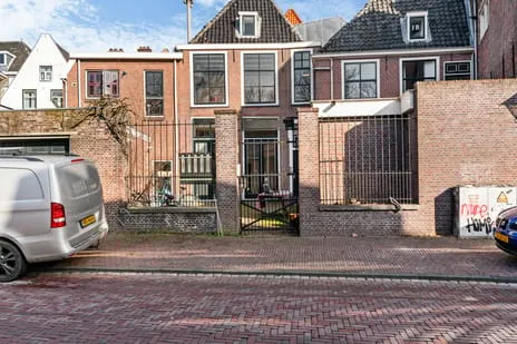 Tussenwoning te koop: Langebrug 6N, Pieterswijk Leiden