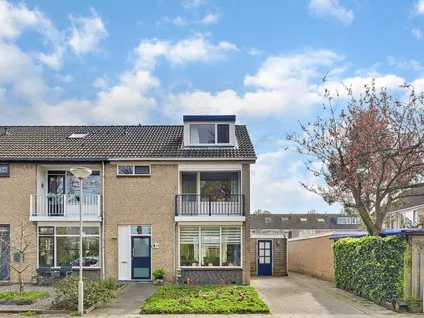 Hoekwoning te koop: Langegracht 48, Kapelle Kapelle